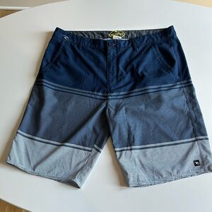 Rip Curl Surfer’s Walkshort